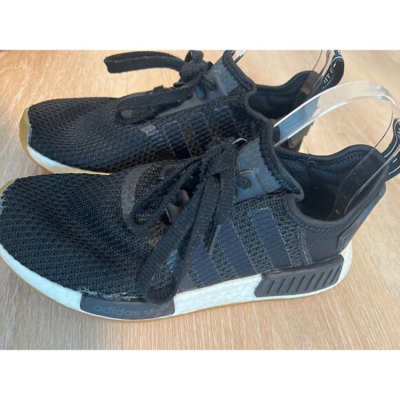 Adidas Originals NMD_R1 BOOST Black White Gum B42200 Mens Size 6 Womens 7.5/8 - Picture 5 of 10